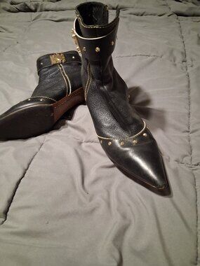Louis Vuitton Suhali Leather Stud Pointed Ankle Boots Size 37.5